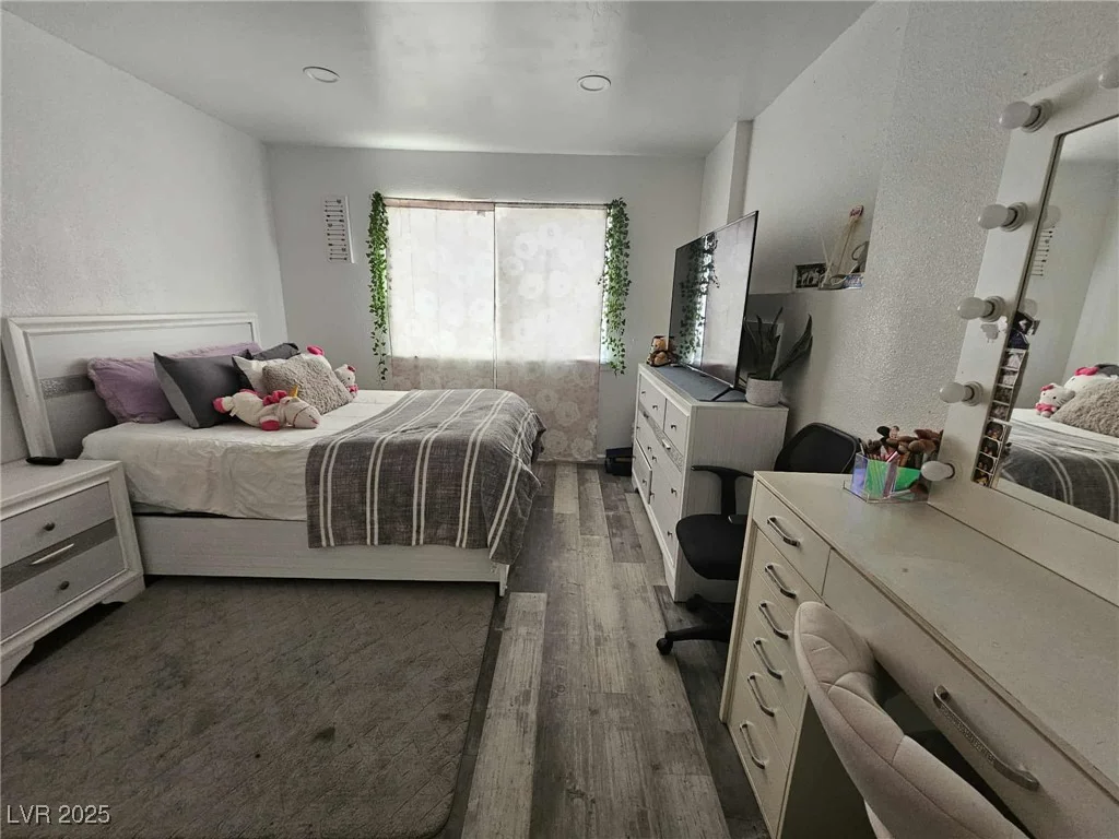 6500 Hill View, Las Vegas, NV 89107