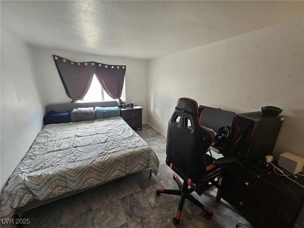 6500 Hill View, Las Vegas, NV 89107