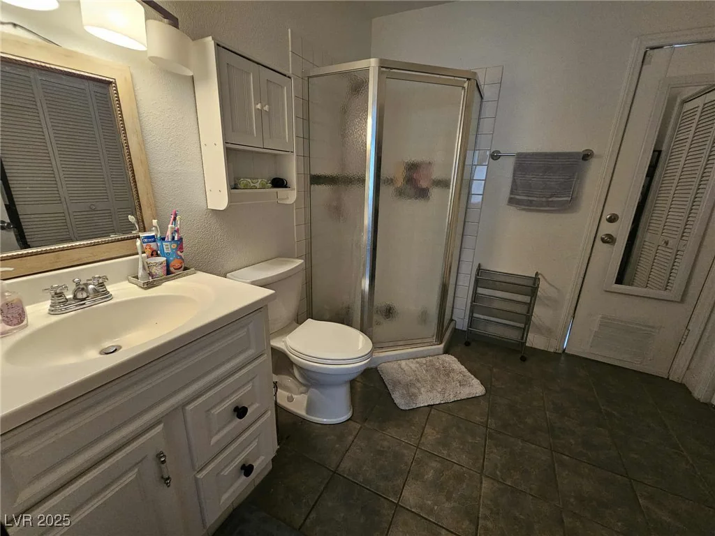 6500 Hill View, Las Vegas, NV 89107