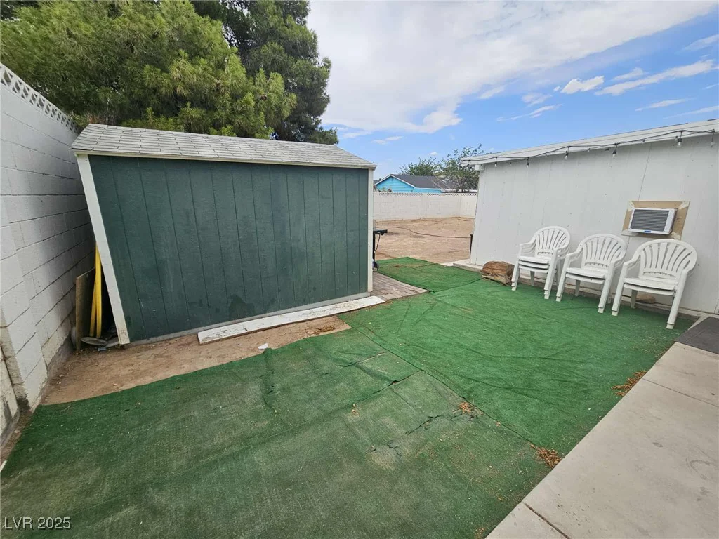 6500 Hill View, Las Vegas, NV 89107