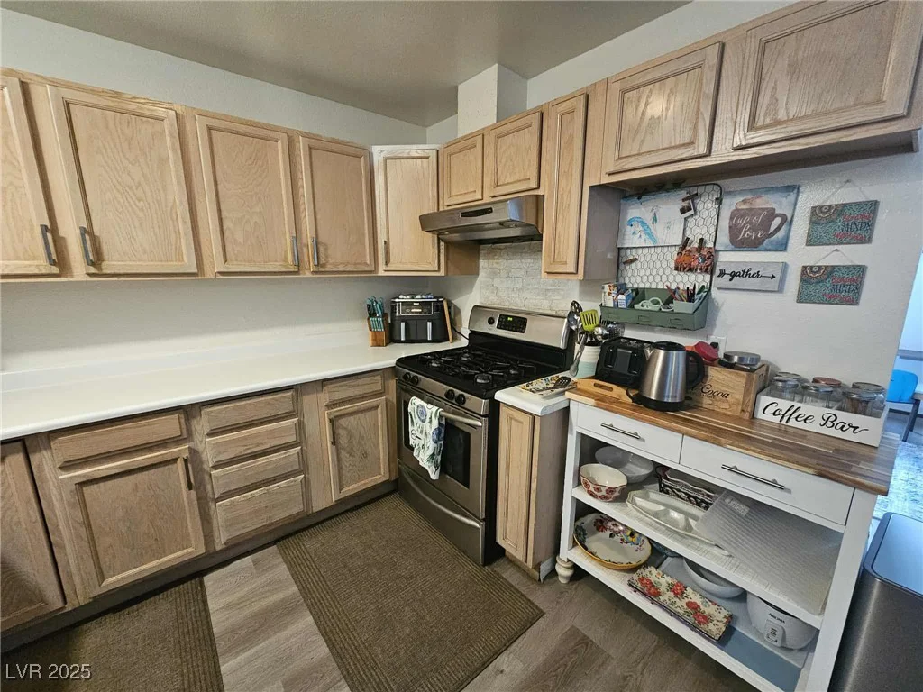6500 Hill View, Las Vegas, NV 89107