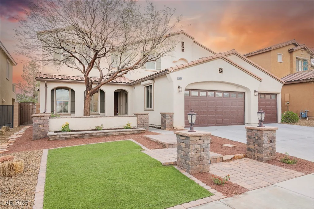 7466 Matilda, Las Vegas, NV 89113