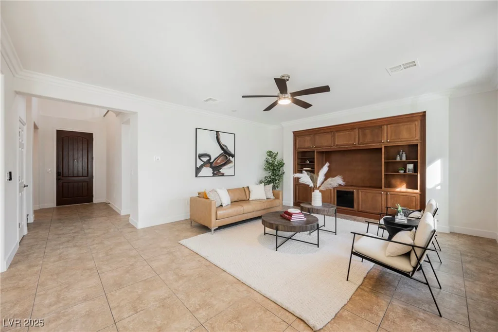 7466 Matilda, Las Vegas, NV 89113