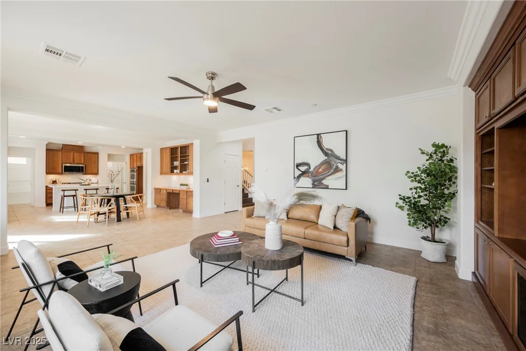 7466 Matilda, Las Vegas, NV 89113