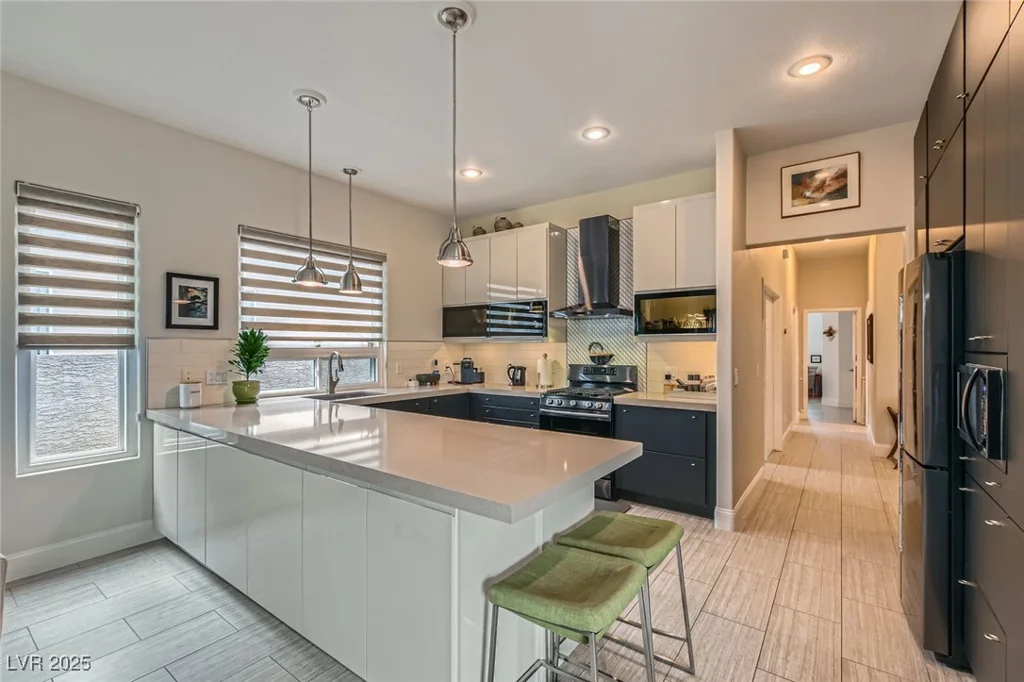 1314 Doggett, Las Vegas, NV 89123