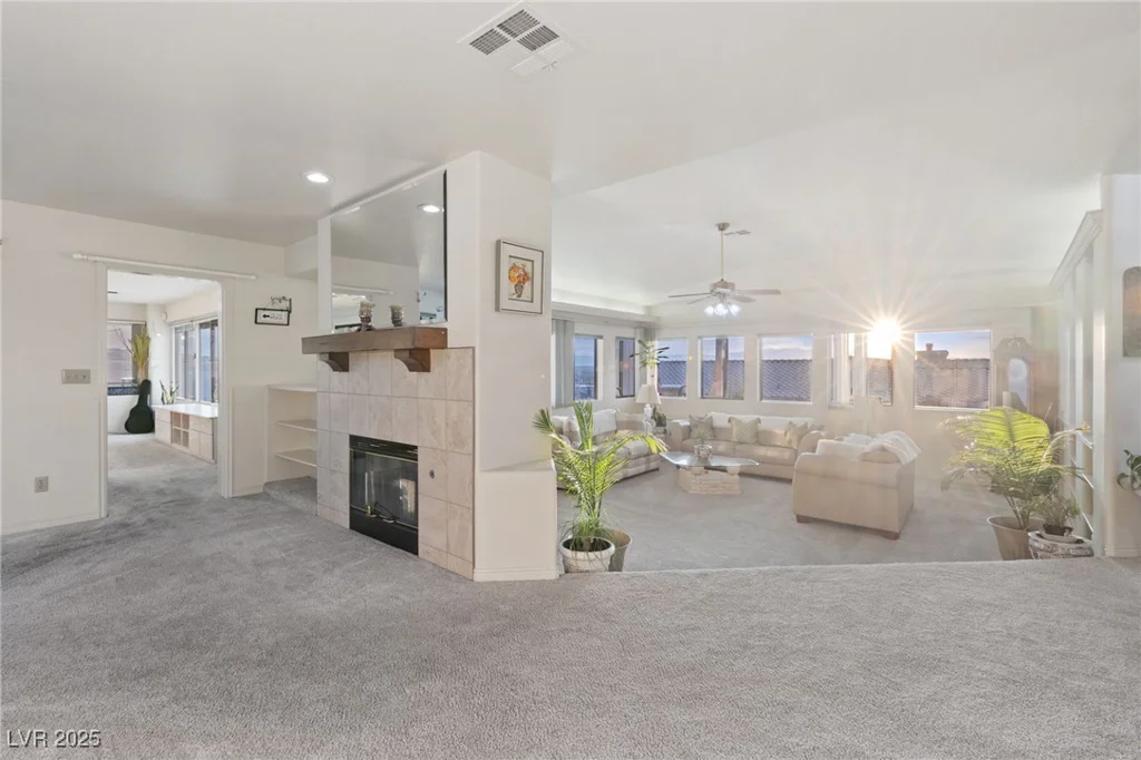 1060 Calico Ridge, Henderson, NV 89011