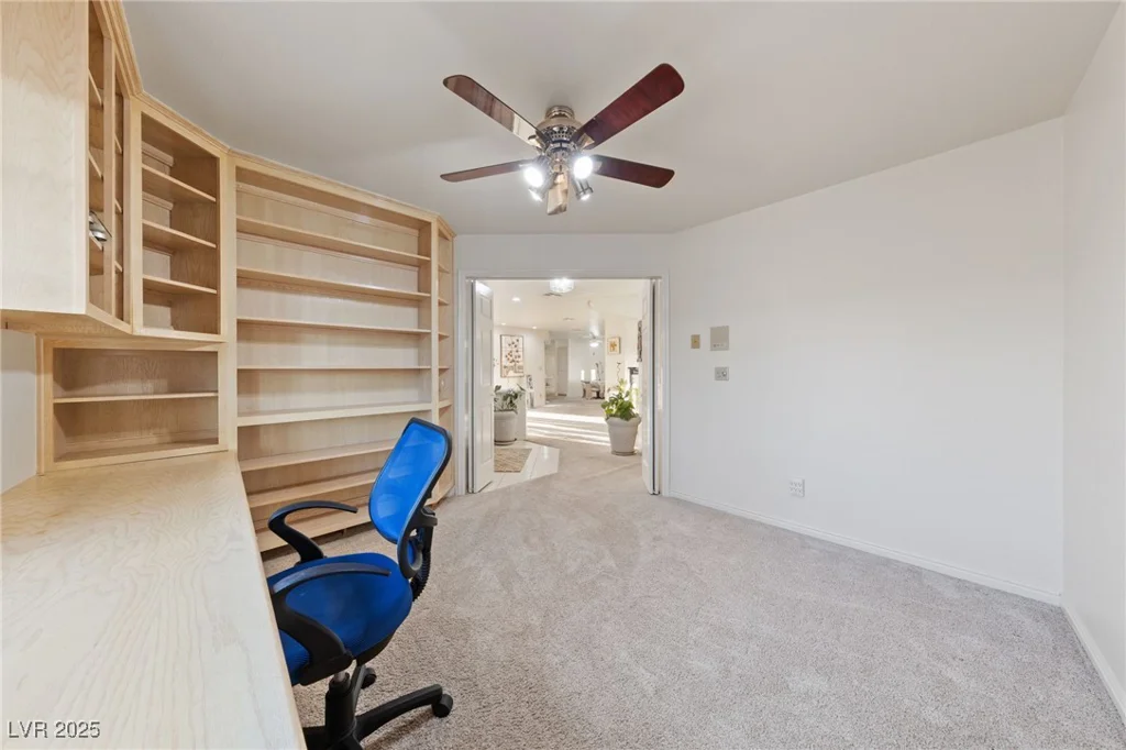 1060 Calico Ridge, Henderson, NV 89011