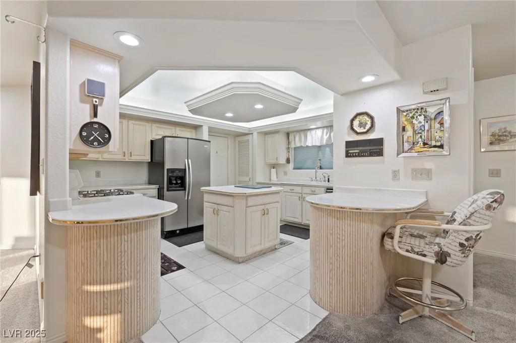 1060 Calico Ridge, Henderson, NV 89011