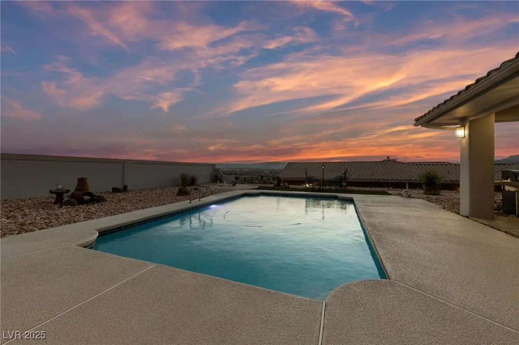 1060 Calico Ridge, Henderson, NV 89011