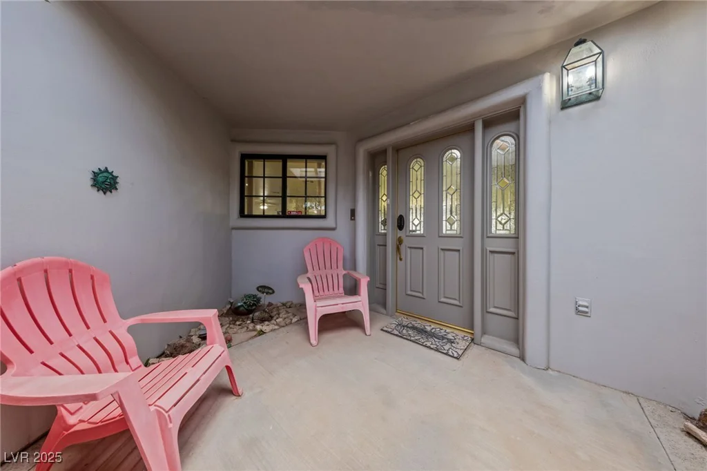1060 Calico Ridge, Henderson, NV 89011