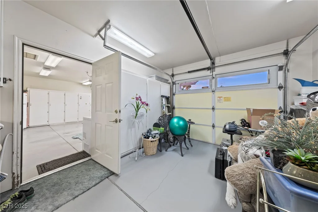 1060 Calico Ridge, Henderson, NV 89011
