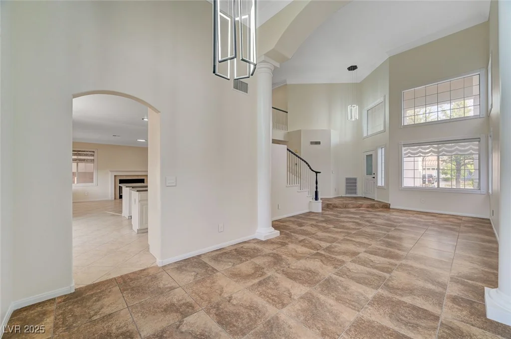 9772 Galahad Point, Las Vegas, NV 89147