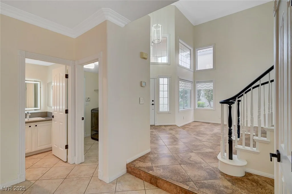 9772 Galahad Point, Las Vegas, NV 89147