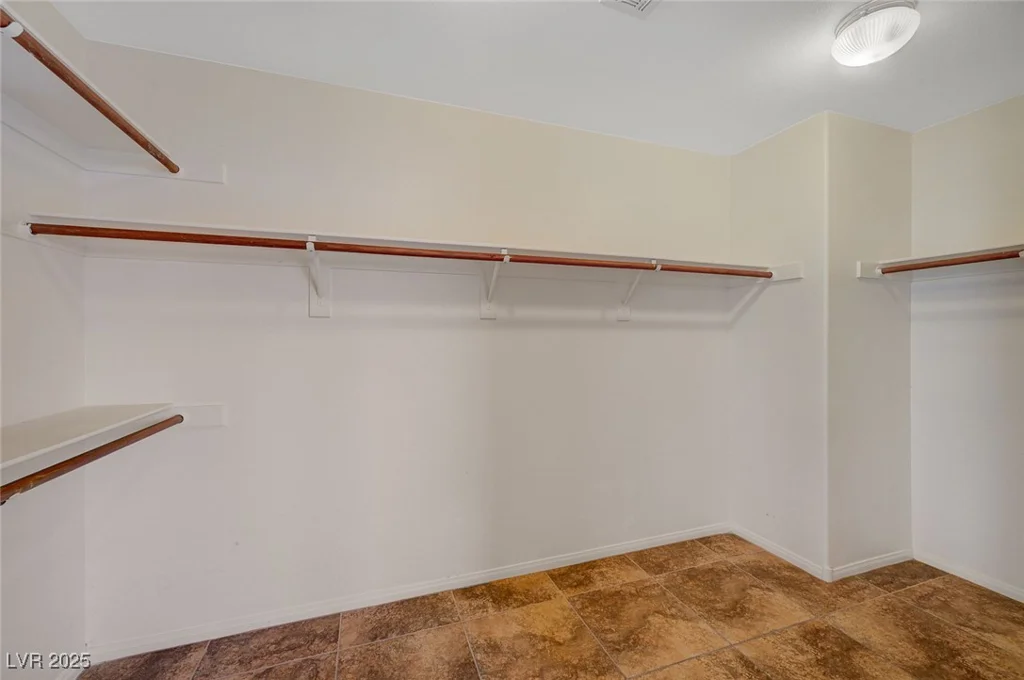 9772 Galahad Point, Las Vegas, NV 89147