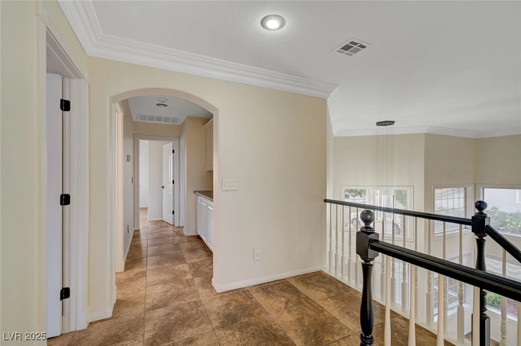 9772 Galahad Point, Las Vegas, NV 89147