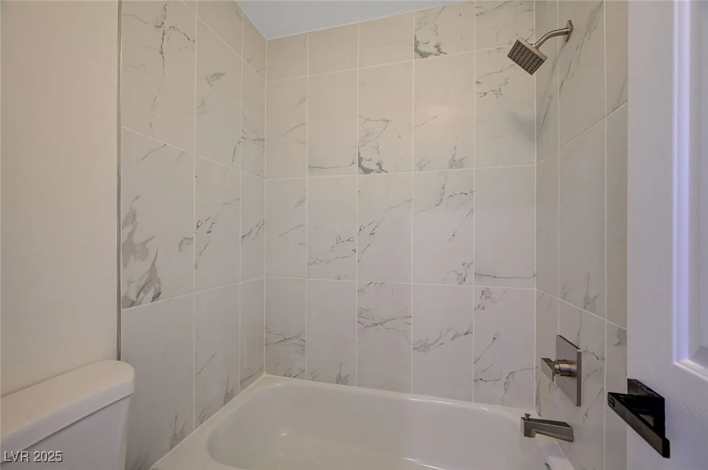 9772 Galahad Point, Las Vegas, NV 89147