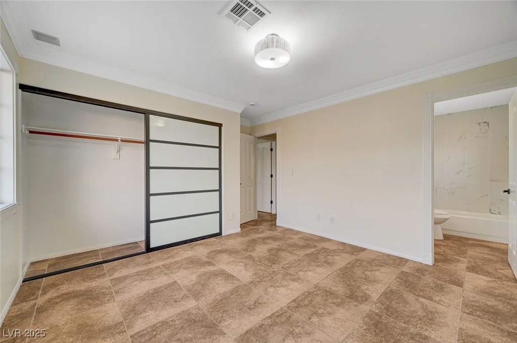 9772 Galahad Point, Las Vegas, NV 89147
