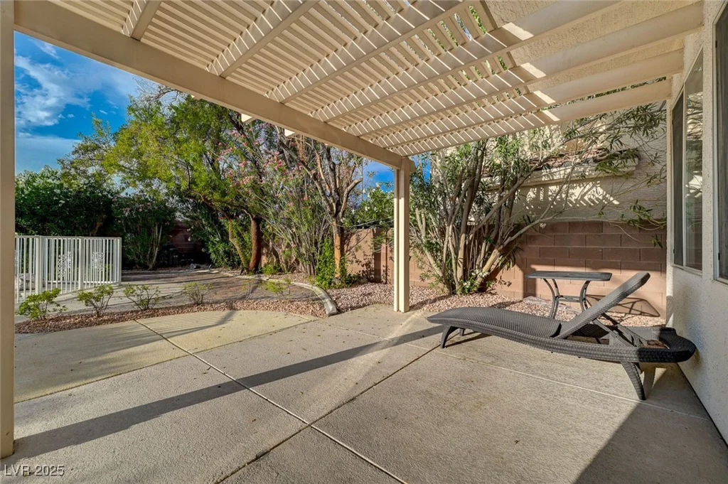 9772 Galahad Point, Las Vegas, NV 89147