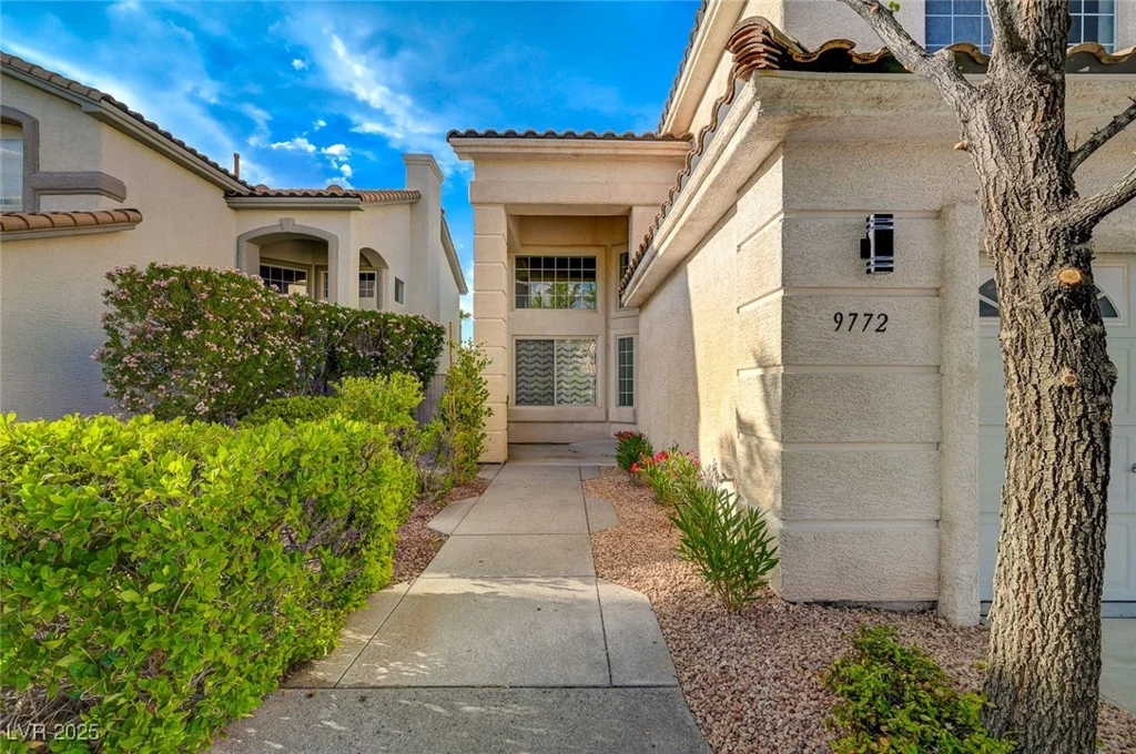 9772 Galahad Point, Las Vegas, NV 89147