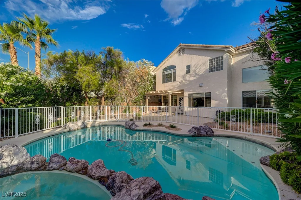 9772 Galahad Point, Las Vegas, NV 89147