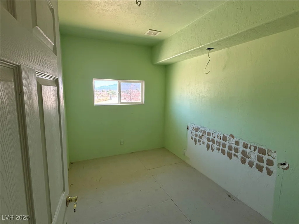 2151 Simkins, Pahrump, NV 89060
