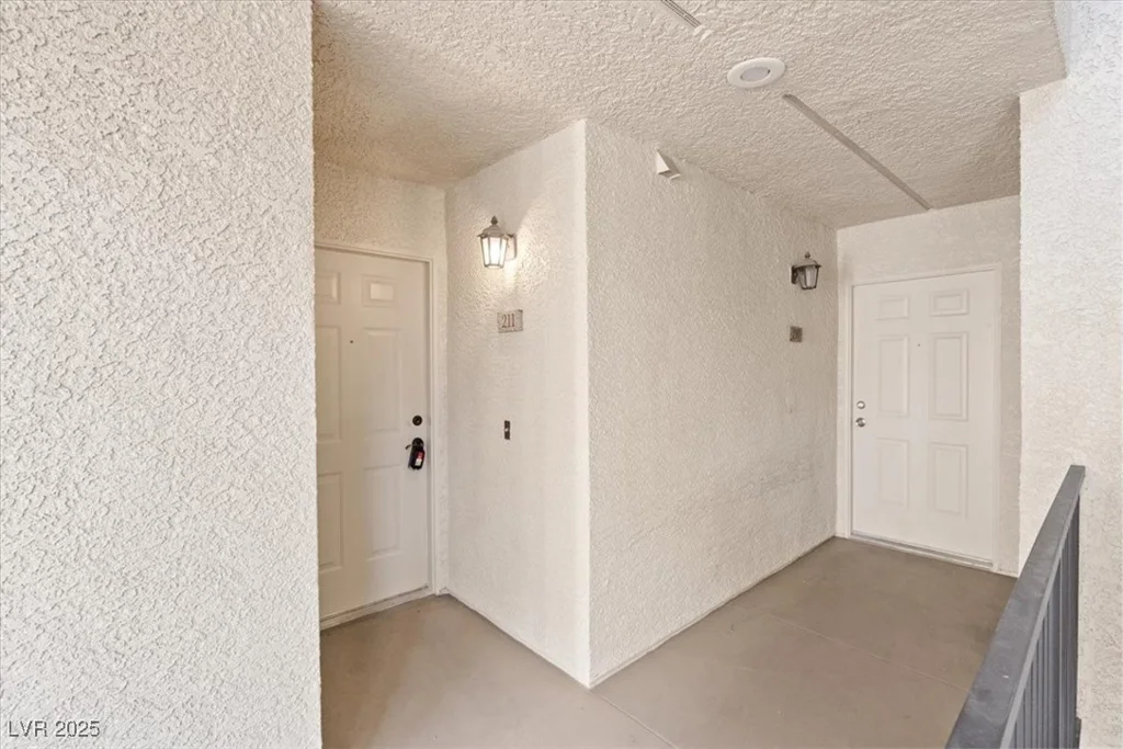 7119 Durango, Las Vegas, NV 89113