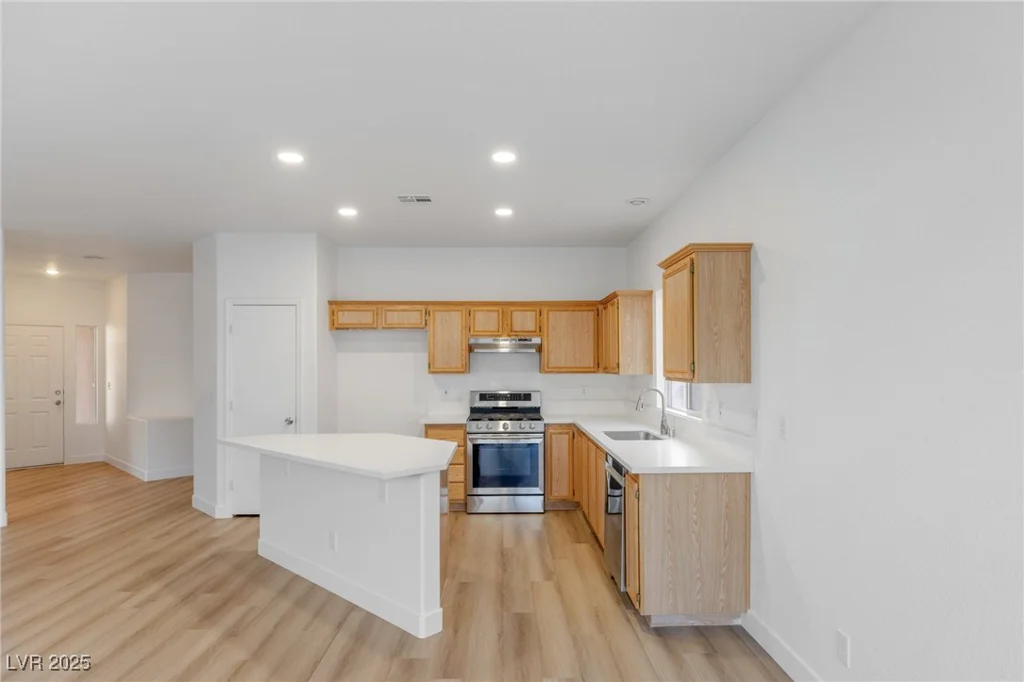 7936 Pinnochio, Las Vegas, NV 89131