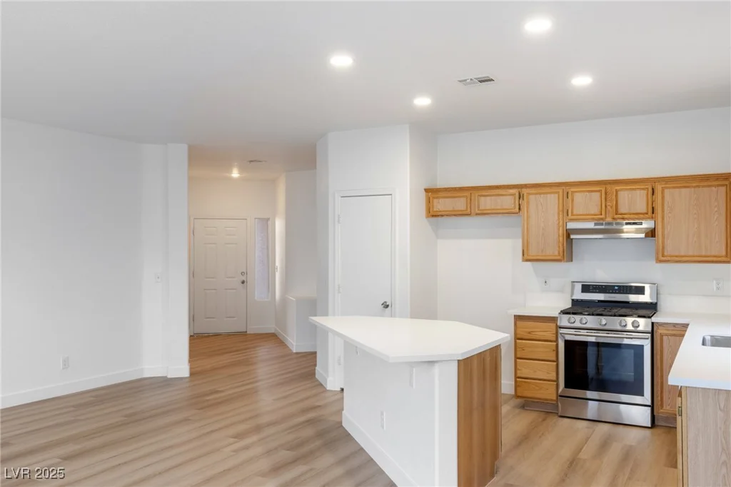 7936 Pinnochio, Las Vegas, NV 89131