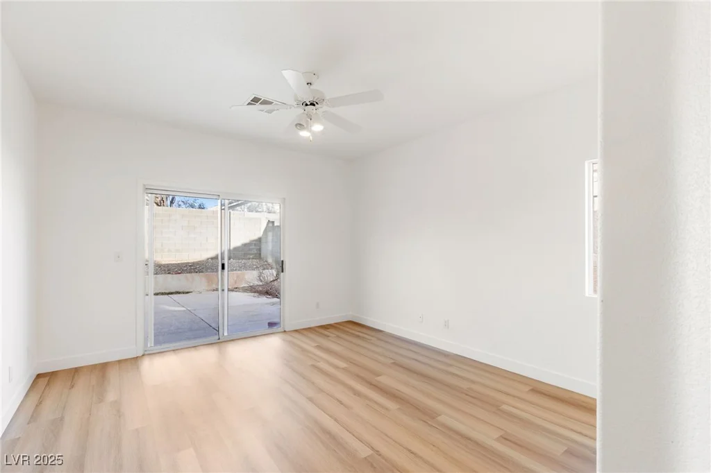 7936 Pinnochio, Las Vegas, NV 89131