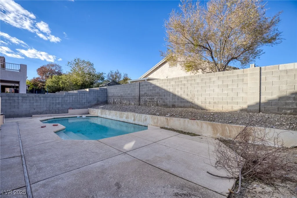7936 Pinnochio, Las Vegas, NV 89131