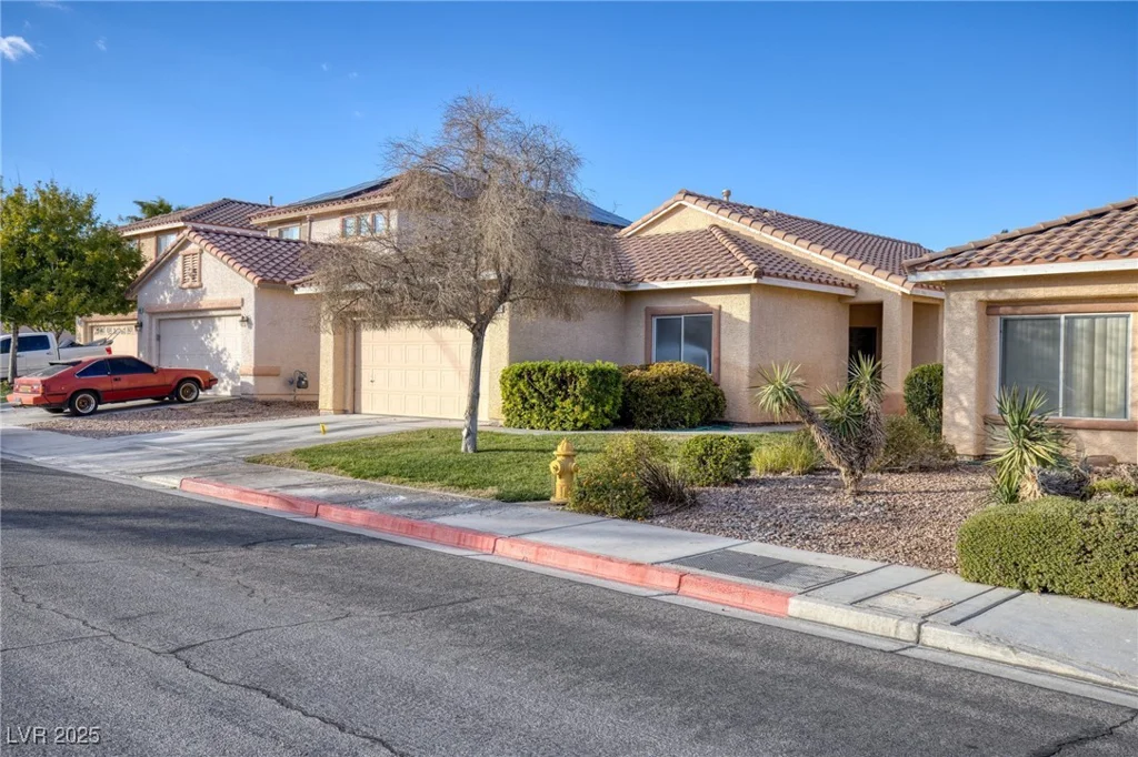 7936 Pinnochio, Las Vegas, NV 89131