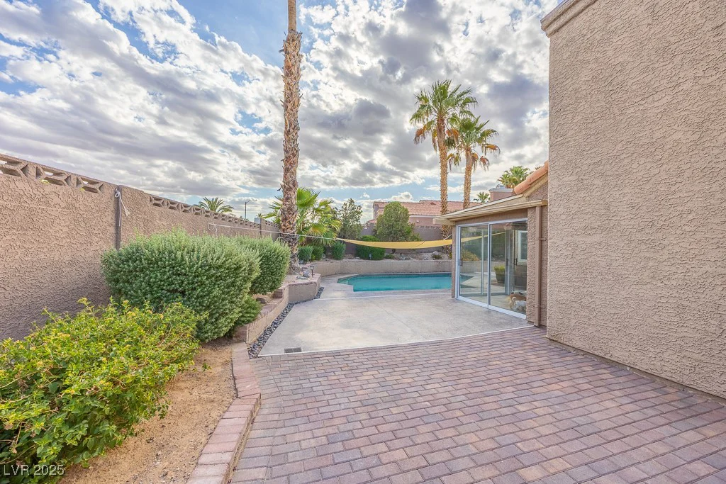 155 Fallon, Henderson, NV 89074