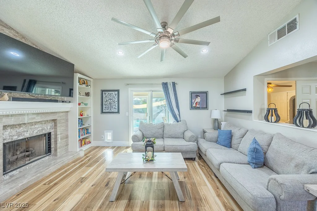 155 Fallon, Henderson, NV 89074