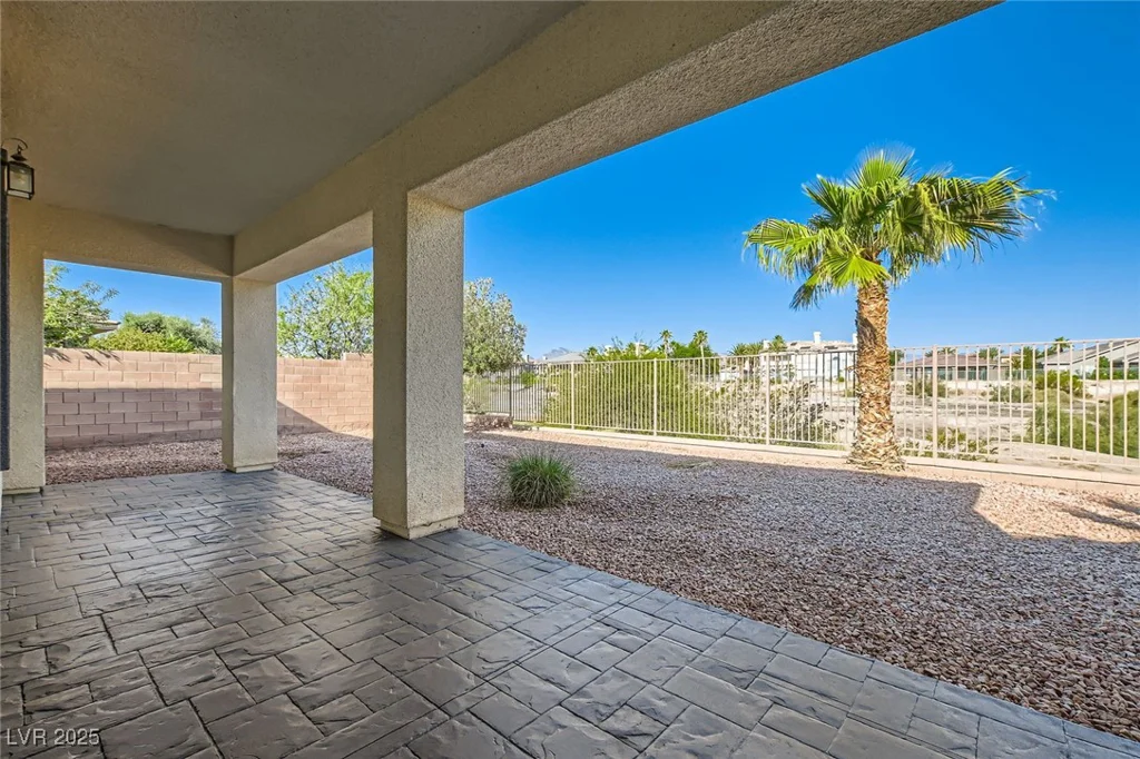 8305 Chapelle, Las Vegas, NV 89131