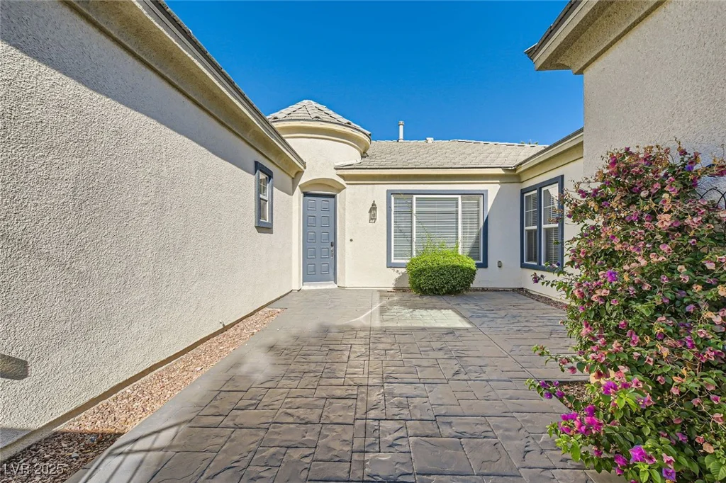 8305 Chapelle, Las Vegas, NV 89131