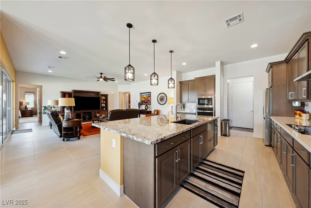 5095 Long Leaf, Pahrump, NV 89061