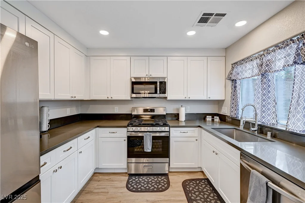 9328 Jumpin Juniper, Las Vegas, NV 89129