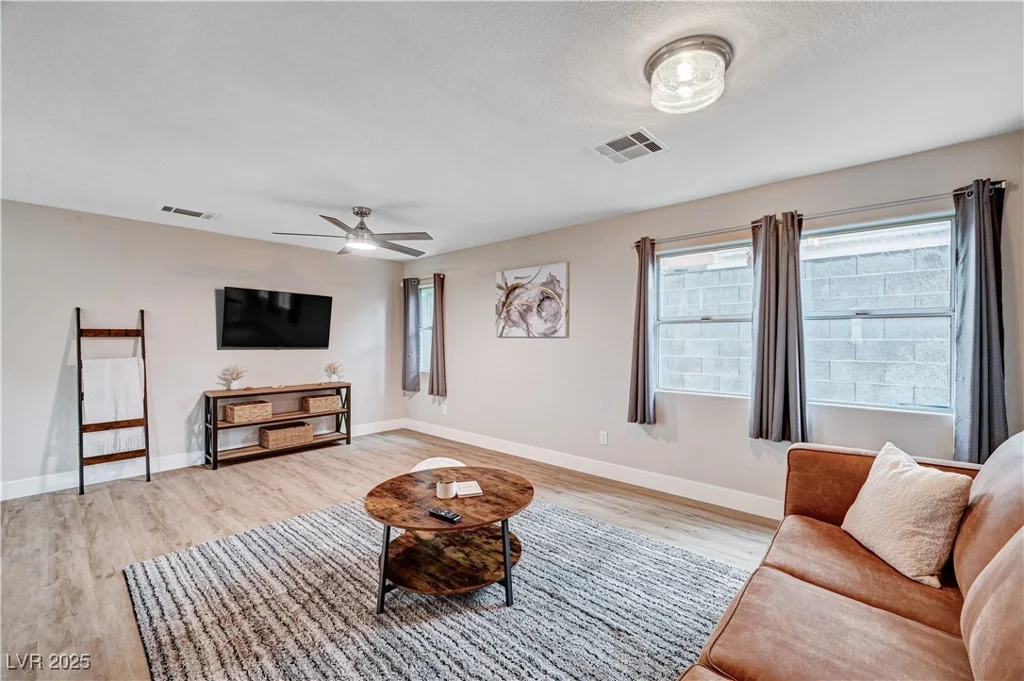 9328 Jumpin Juniper, Las Vegas, NV 89129