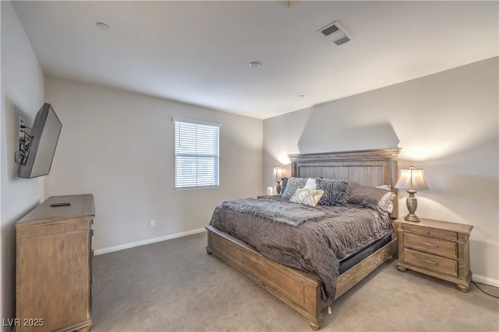 173 Petaluma Valley, Las Vegas, NV 89138