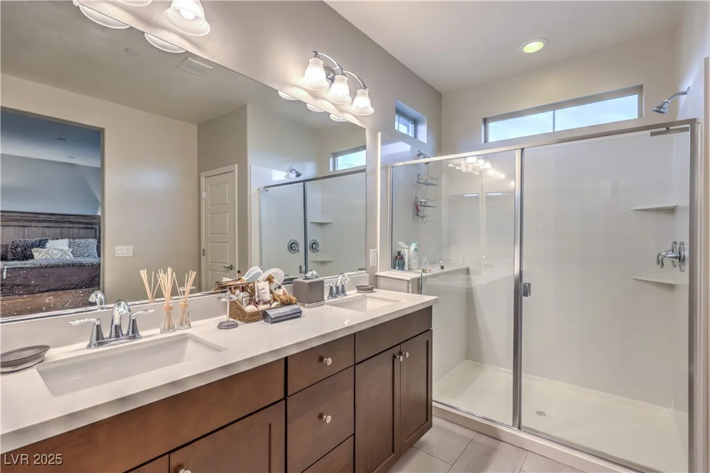 173 Petaluma Valley, Las Vegas, NV 89138
