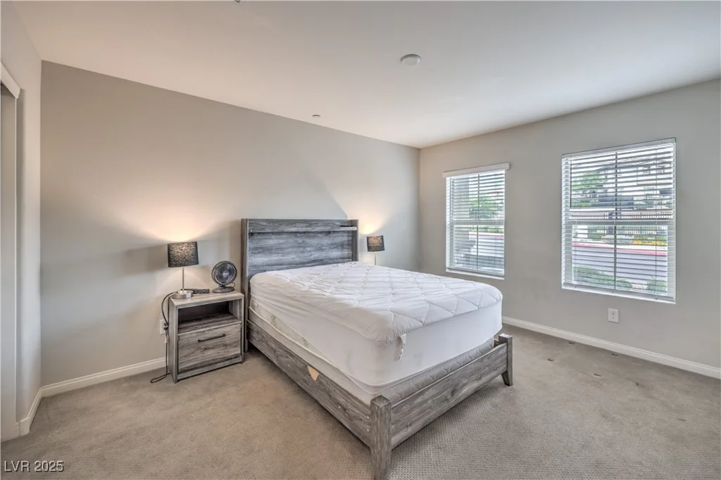 173 Petaluma Valley, Las Vegas, NV 89138