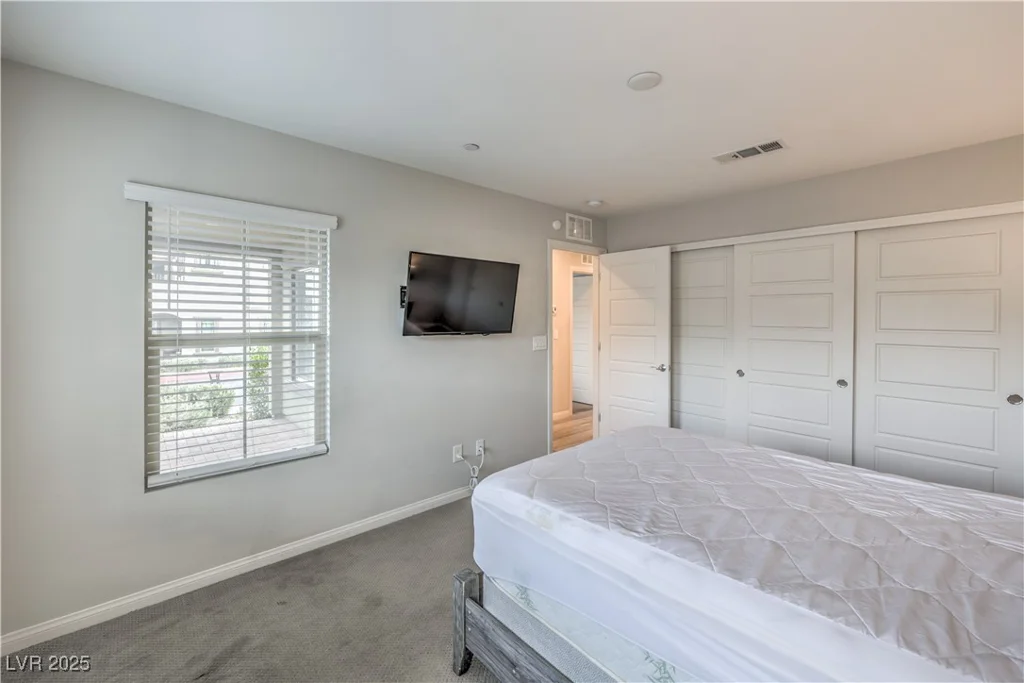 173 Petaluma Valley, Las Vegas, NV 89138