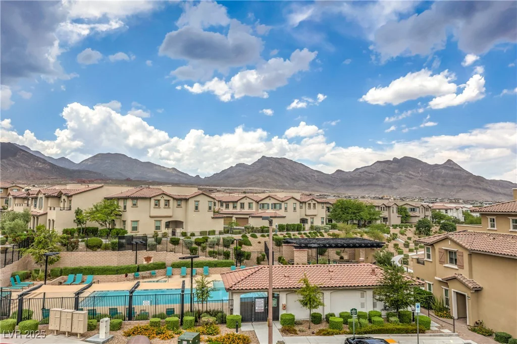173 Petaluma Valley, Las Vegas, NV 89138