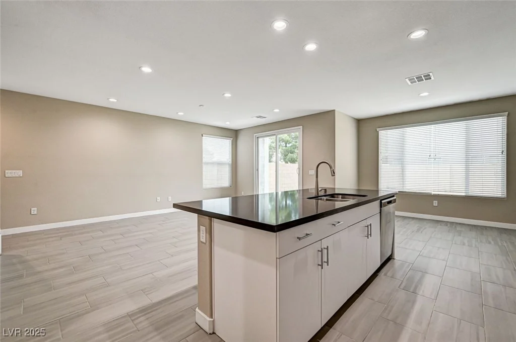3760 Paseo De Paz, Las Vegas, NV 89115
