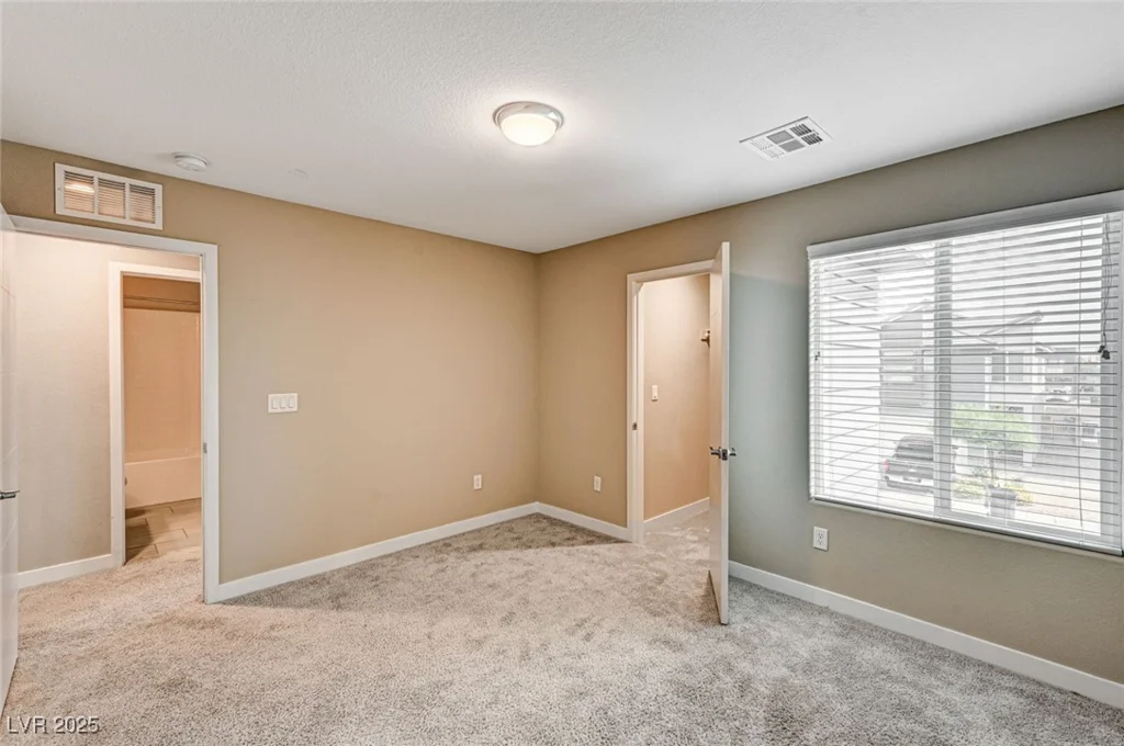 3760 Paseo De Paz, Las Vegas, NV 89115