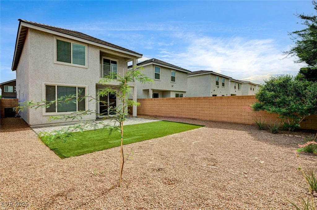 3760 Paseo De Paz, Las Vegas, NV 89115
