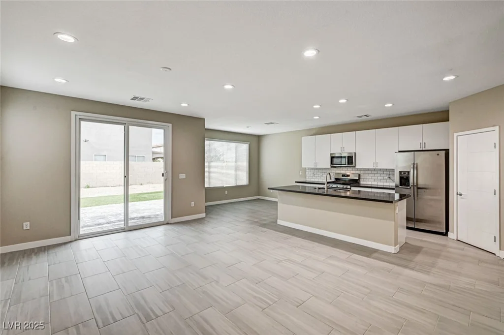 3760 Paseo De Paz, Las Vegas, NV 89115