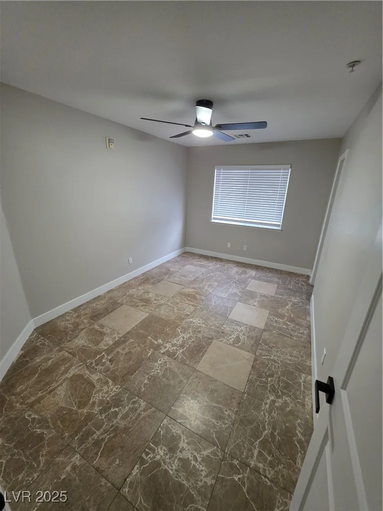 1345 Hollywood, Las Vegas, NV 89110