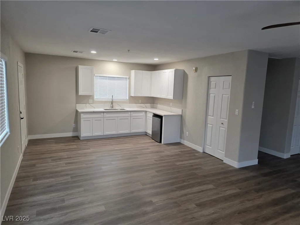 1345 Hollywood, Las Vegas, NV 89110