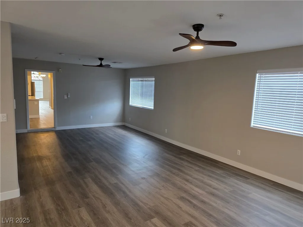 1345 Hollywood, Las Vegas, NV 89110